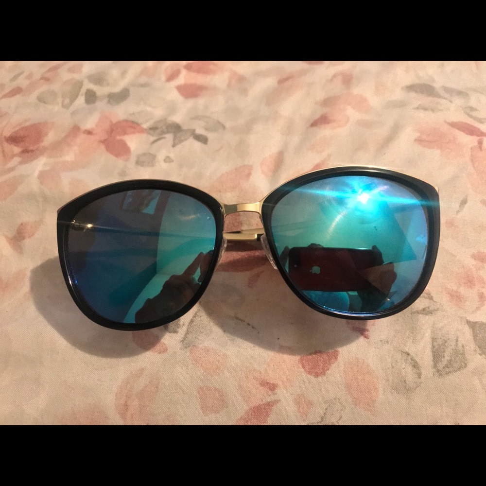 Brand new sunglasses